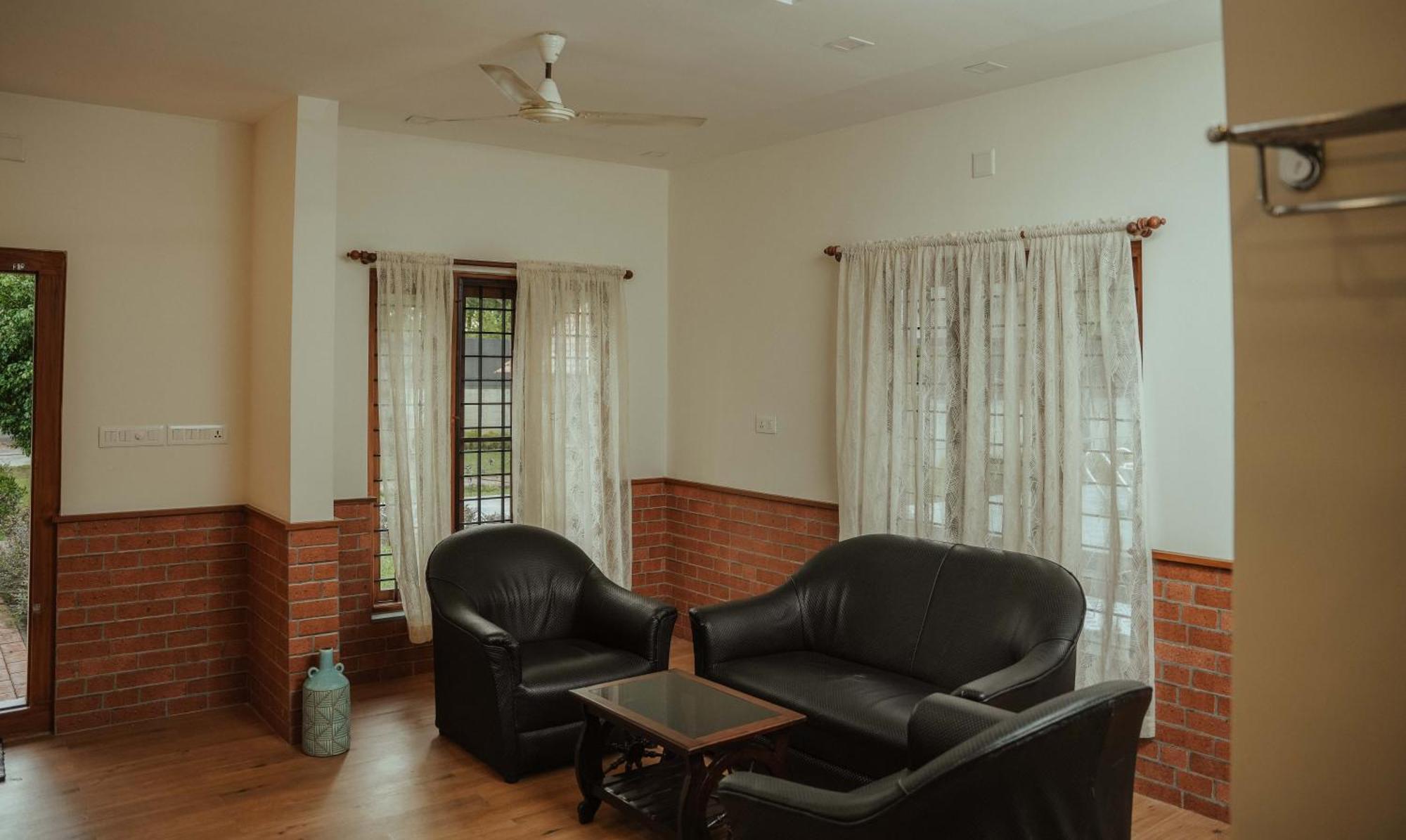 Waves And Shores Beach Villa Mararikulam Exterior foto